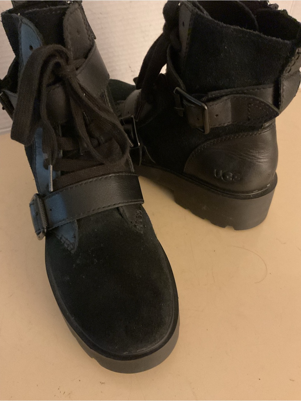 UGG Women's Black leather suede platform combat waterproof boots US 9